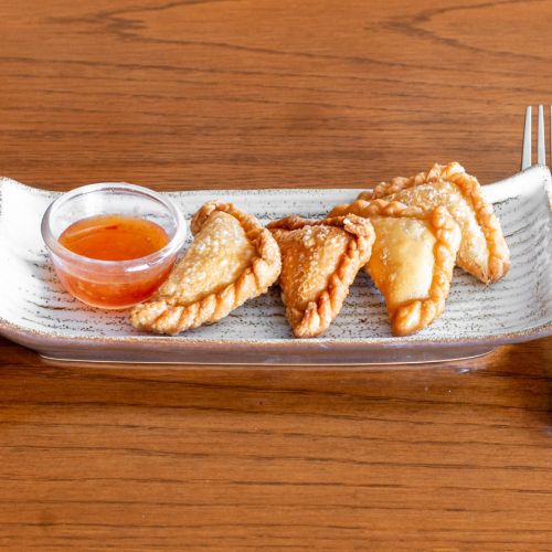 2. Curry Puff (4 Pcs)