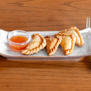 2. Curry Puff (4 Pcs)